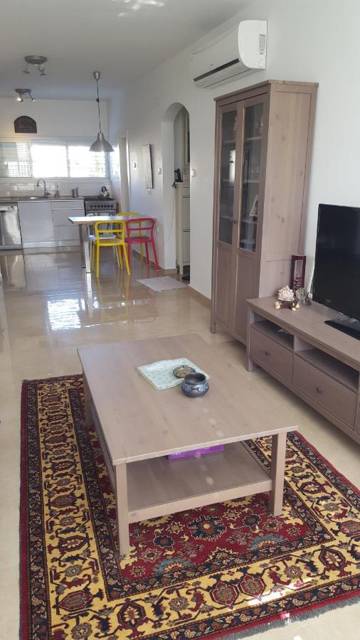 Room Near Sheba Medical Center, And Bar Ilan, And Tlv Airport Qiryat Ono Eksteriør bilde